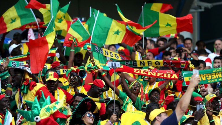 World Cup 2018: Senegal supporters clean up stadium after victory over ...