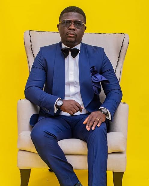 Twitter User Slams Seyi Law After The Comedian Shamed A Man For Claiming His Wife’s Achievement